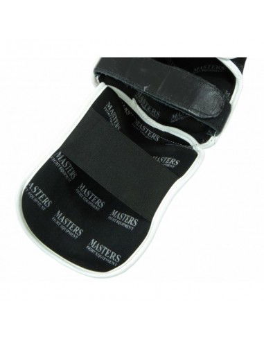 Masters NSTech 113069M02 shin guards Masters NSTech 113069M02 shin guards