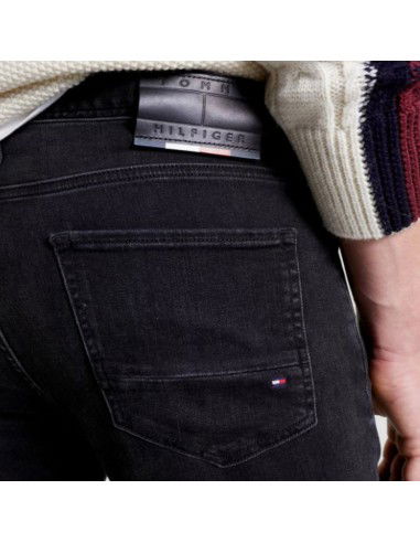 Tommy Hilfiger Bleecker Slim Fit M... Tommy Hilfiger Bleecker Slim Fit M...