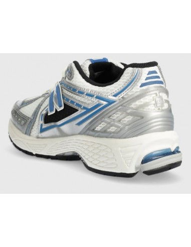 New Balance 1906R Silver Metallic... New Balance 1906R Silver Metallic...