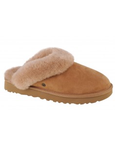 UGG Classic Slipper II...