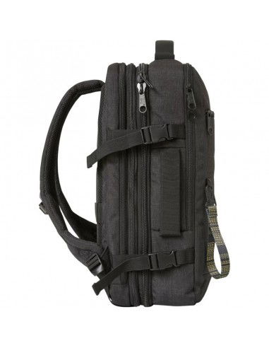 Caterpillar B Holt Travel Backpack... Caterpillar B Holt Travel Backpack...