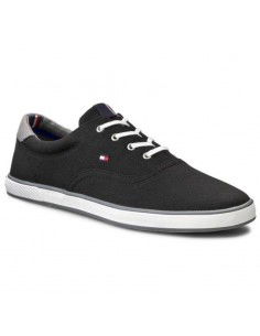 Tommy Hilfiger Harlow 3D M...