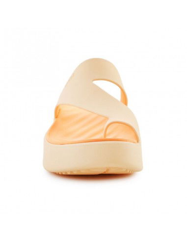 Crocs Getaway Platform Toe Loop... Crocs Getaway Platform Toe Loop...