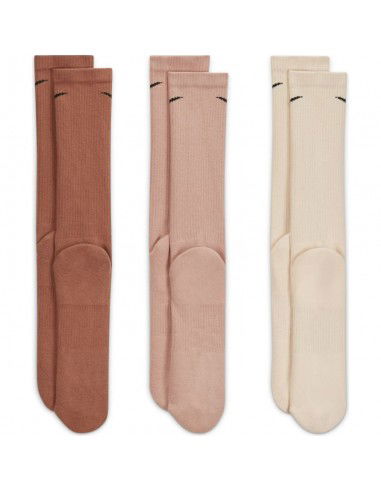 Nike Everyday Plus Cushioned... Nike Everyday Plus Cushioned...