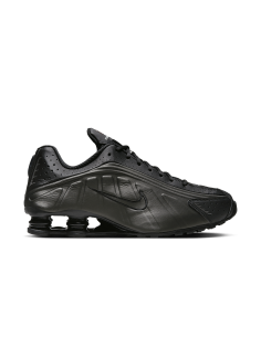 Nike Shox R4 Black Bright Crimson HQ1988001 MBS