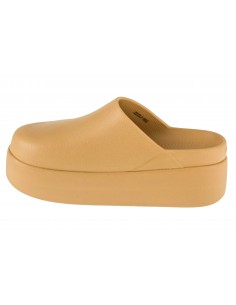 Crocs Dylan Platform Clog... 2