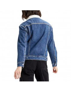 Levi's Trucker Jacket... 2