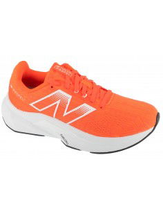 New Balance FuelCell Propel...