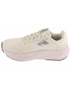 New Balance FuelCell Propel... 2