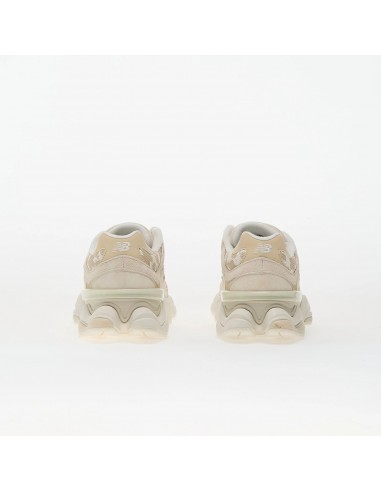 New Balance 9060 Cream Leopard... New Balance 9060 Cream Leopard...