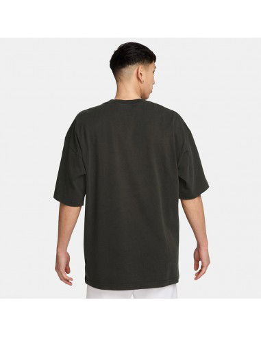 Nike NSW TEE SLVLS HOT ONES TShirt... Nike NSW TEE SLVLS HOT ONES TShirt...
