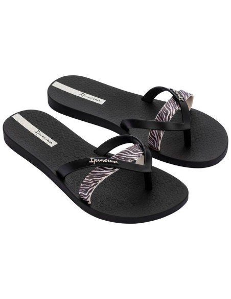 Ipanema Kirei women's flipflops fashionable and comfortable black for the beach