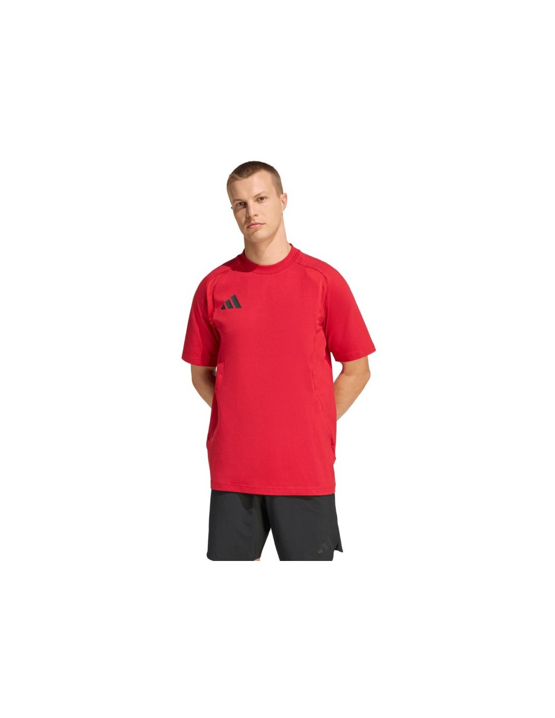 adidas performance - ΣΗΜΑΝΤΙΚΟ: Σε περίπτωση διαφοράς τιμής από το κατάστημα ισχύει παντα και μόνο η τιμή του καταστήματος Men's adidas Tiro 26 Travel Tee red KD1121