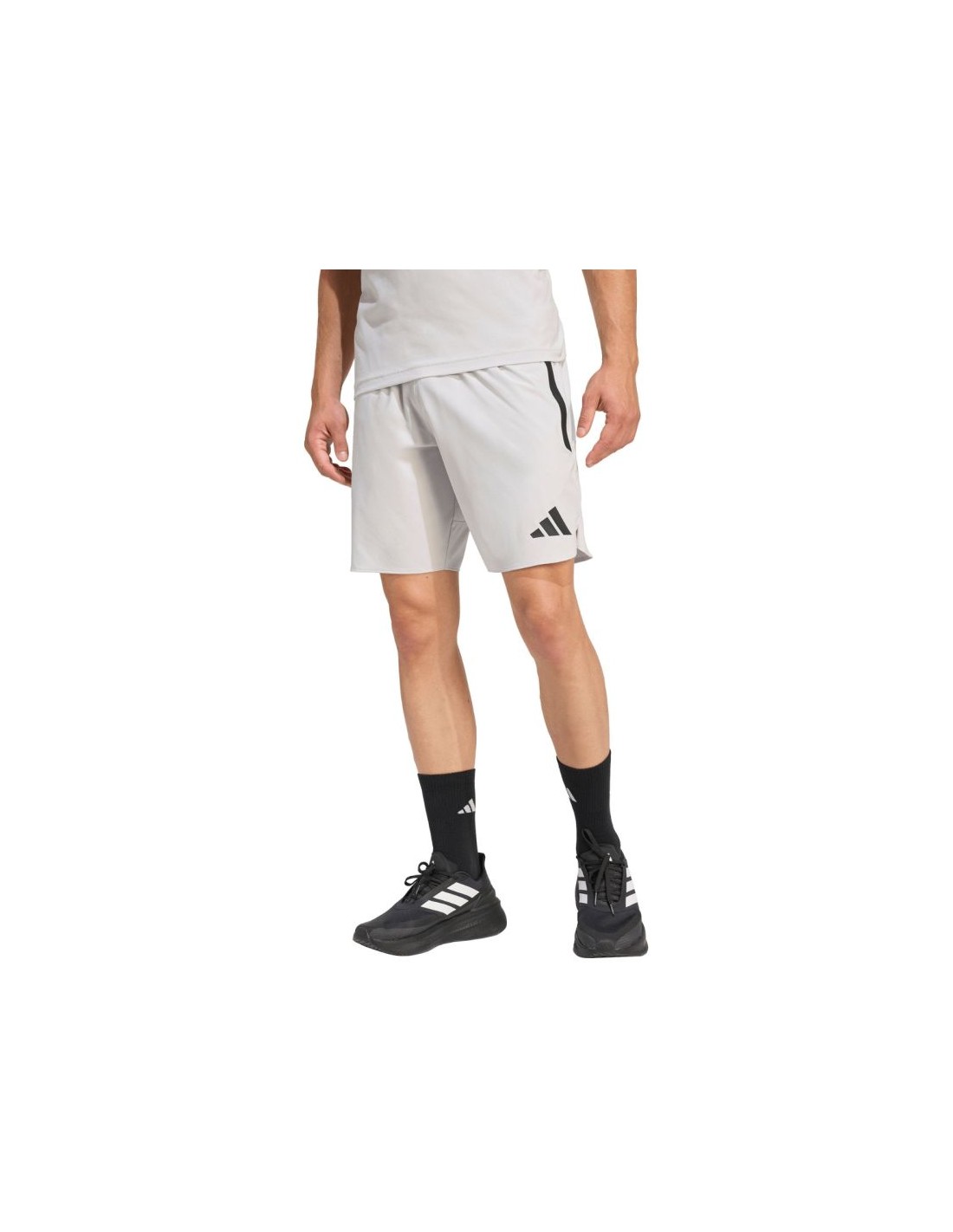 adidas performance - ΣΗΜΑΝΤΙΚΟ: Σε περίπτωση διαφοράς τιμής από το κατάστημα ισχύει παντα και μόνο η τιμή του καταστήματος Men's adidas Tiro Travel Woven Shorts Gray KE8369