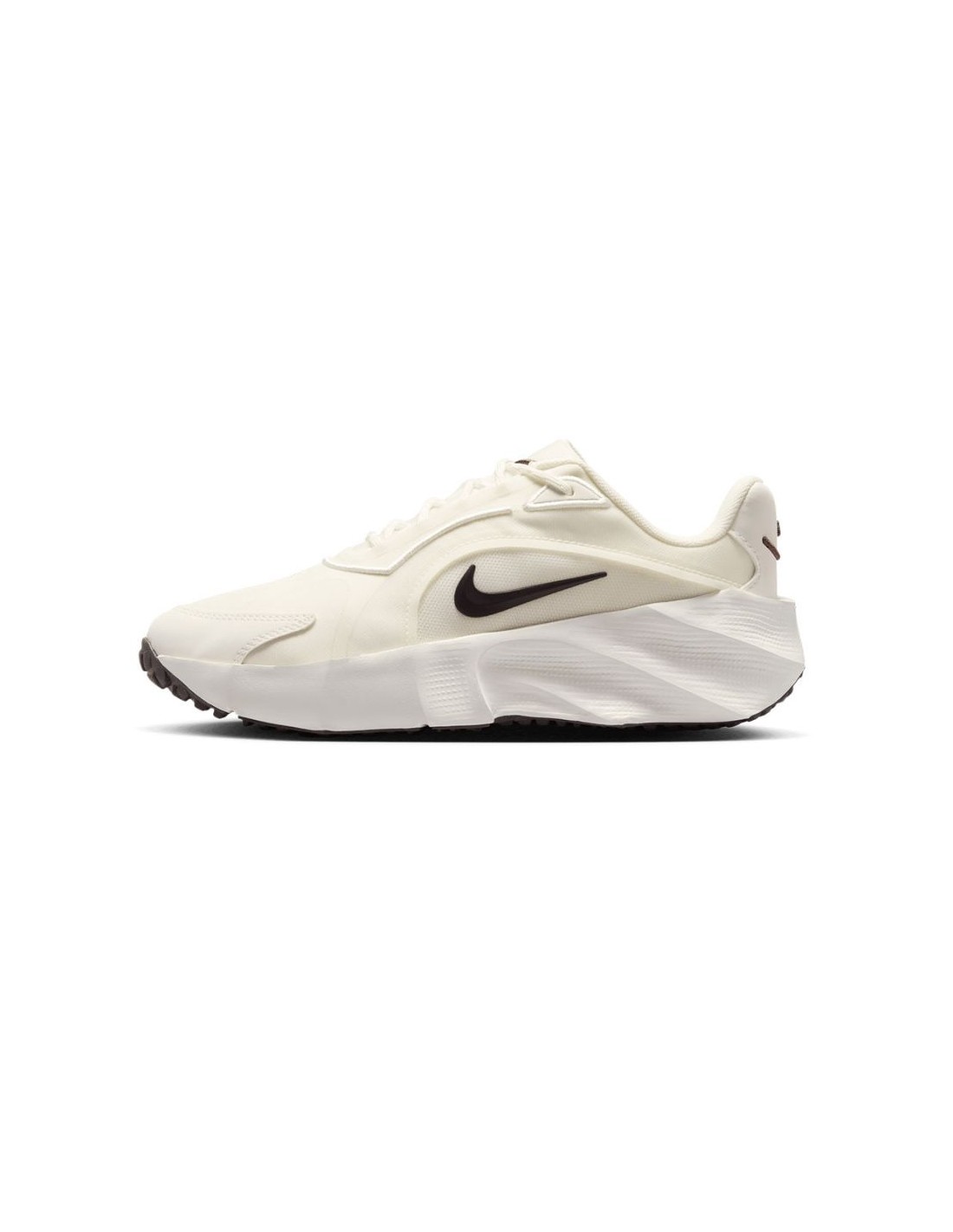 Nike Aura Edge HQ7025105 shoes