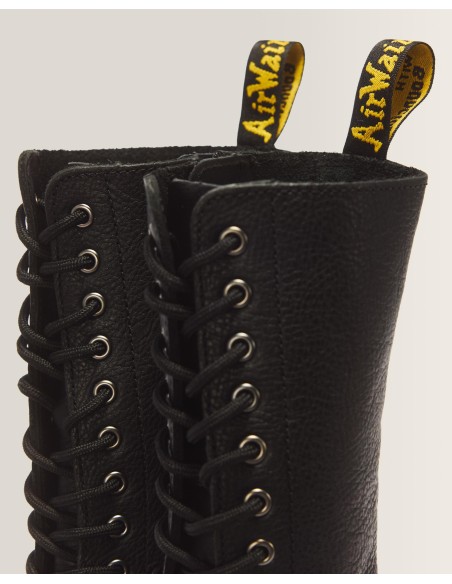Dr Martens 1B99 Quad 14 Eye Boot DM31426001