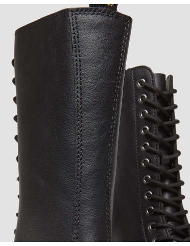 Dr Martens 1B99 Quad 14 Eye Boot DM31426001