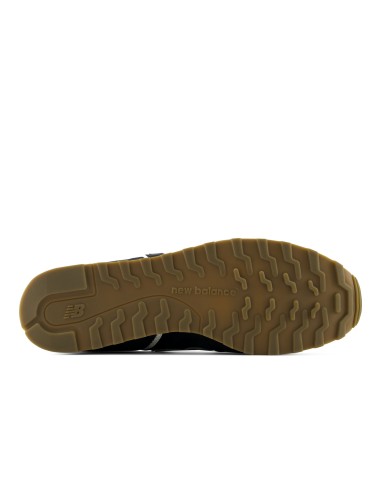 New Balance M3734R9
