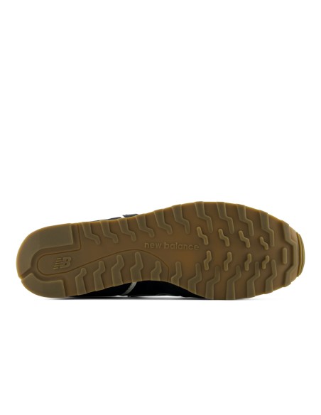 New Balance M3734R9