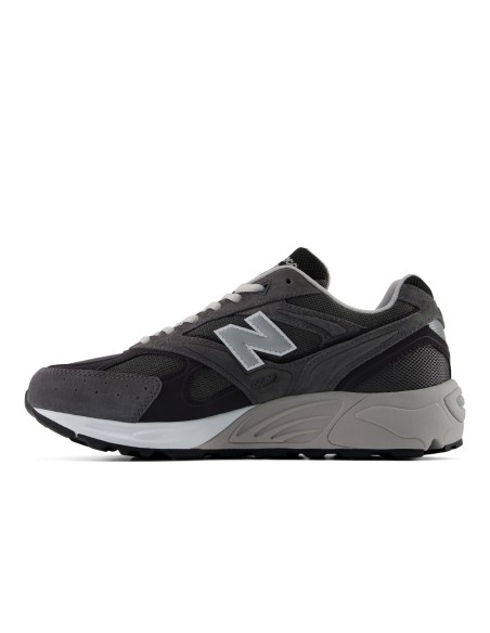 New Balance U880R3TR