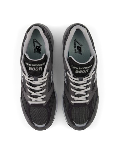 New Balance U880R3TR