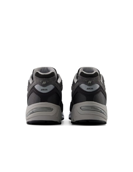 New Balance U880R3TR