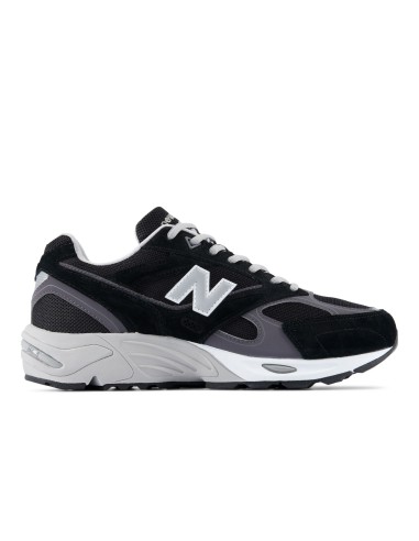 New Balance U880R8EU