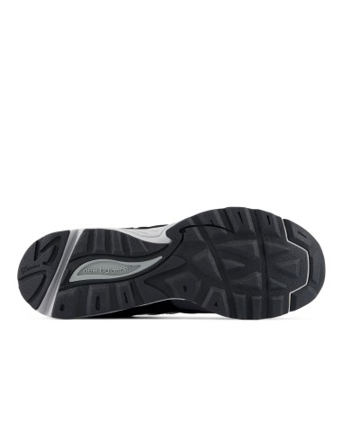 New Balance U880R8EU