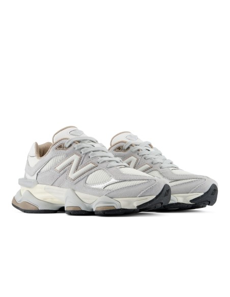 New Balance U906011M