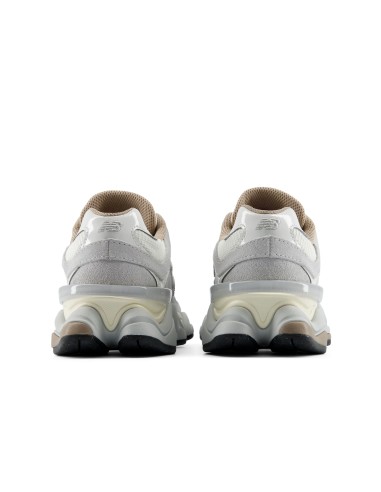 New Balance U906011M