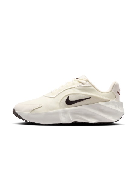 Nike Aura Edge HQ7025105 shoes