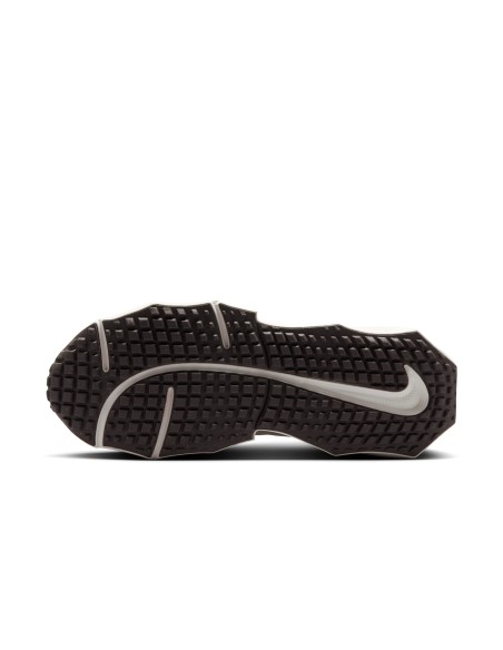 Nike Aura Edge HQ7025105 shoes