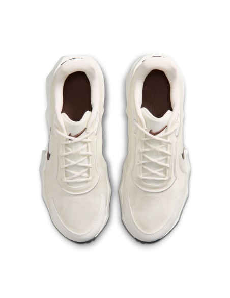 Nike Aura Edge HQ7025105 shoes