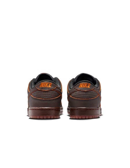 Nike Dunk SB Low Krampus HV1668001 MBS