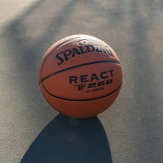 Spalding React TF-250 Μπάλα Μπάσκετ Indoor / Outdoor 76-802Z