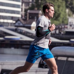 Reebok Μανίκι Συμπίεσης Βραχίονα σε Μαύρο χρώμα 15035