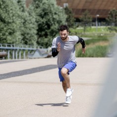 Reebok Μανίκι Συμπίεσης Βραχίονα σε Μαύρο χρώμα 13025