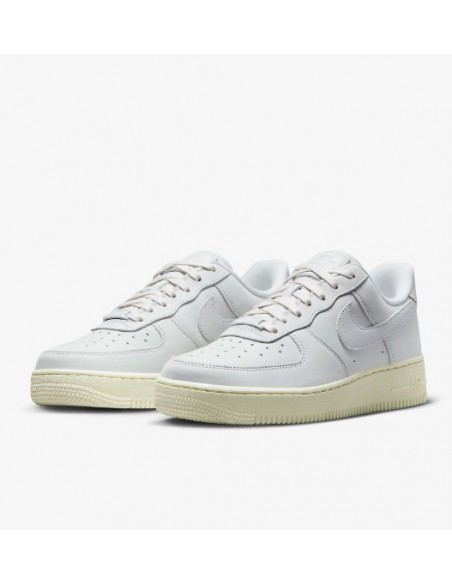 Nike Air Force 1 Premium Γυναικεία Sneakers Summit White DR9503-100