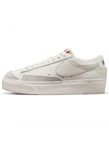 Nike Blazer Low Platform Γυναικεία Sneakers Λευκά DJ0292-105 Γυναικεία > Παπούτσια > Παπούτσια Μόδας > Sneakers