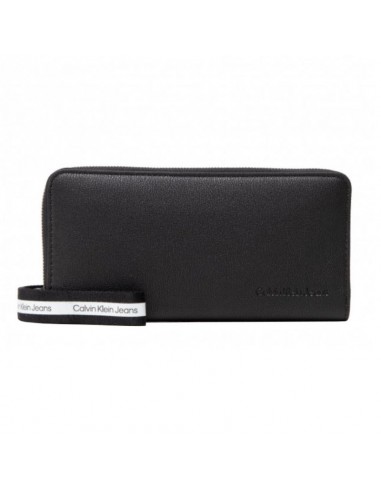 Calvin Klein Jeans Ultralight Zip Around WWristlet Wallet K60K609324