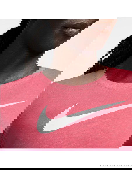 Nike Γυναικείο Αθλητικό T-shirt Μαύρο FD2884-010