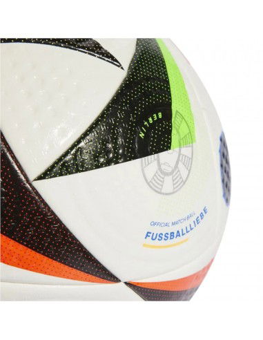Adidas Euro24 Pro Fussballliebe IQ3682 ball