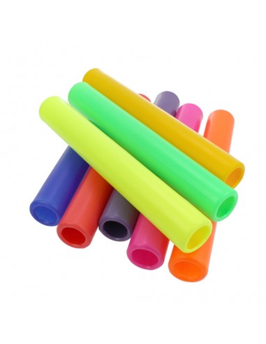 Plastic relay baton
