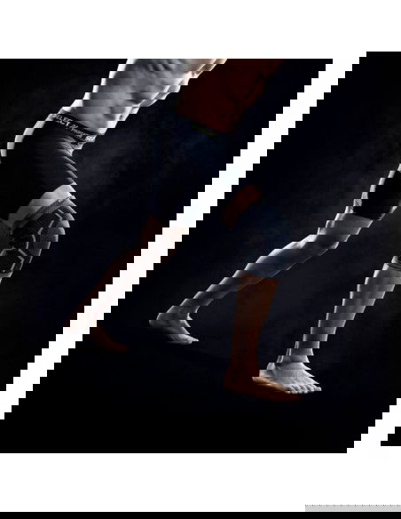 Select Sport Ελαστική Επιγονατίδα σε Μαύρο χρώμα T26-16559