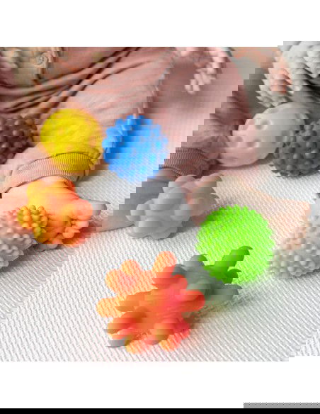 Sensory balls shapes AM Tullo 417