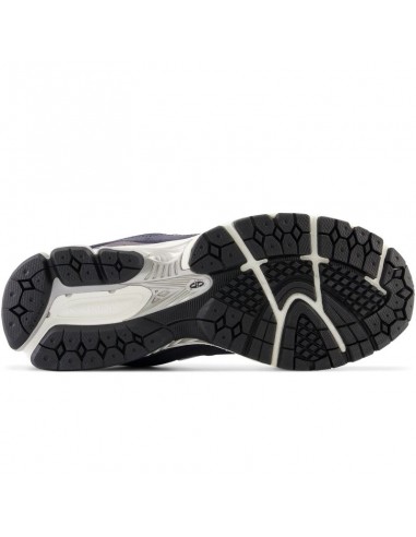 New Balance M M2002RSF sports shoes