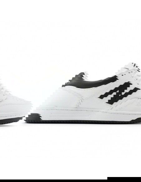 New Balance BB480LBK sports shoes