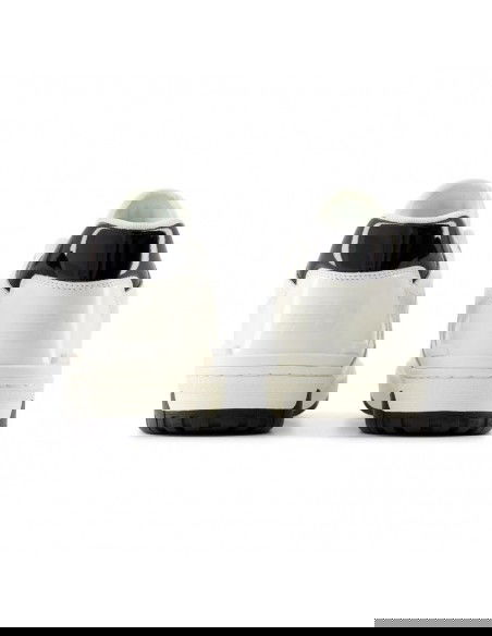 New Balance BB550YKF sports shoes