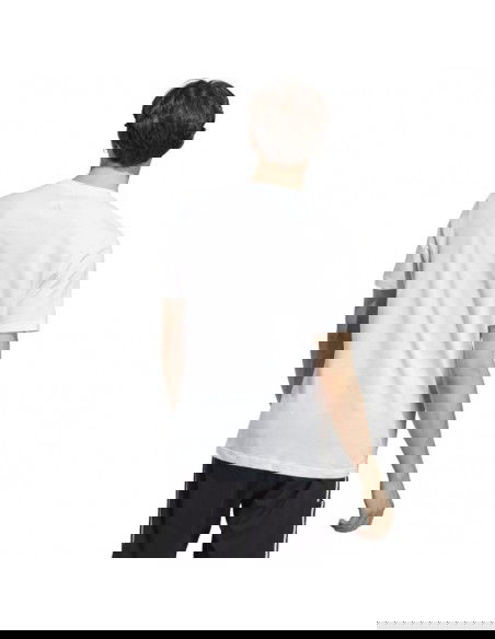 adidas Essentials Single Jersey Linear Embroidered Logo Tee M IC9276