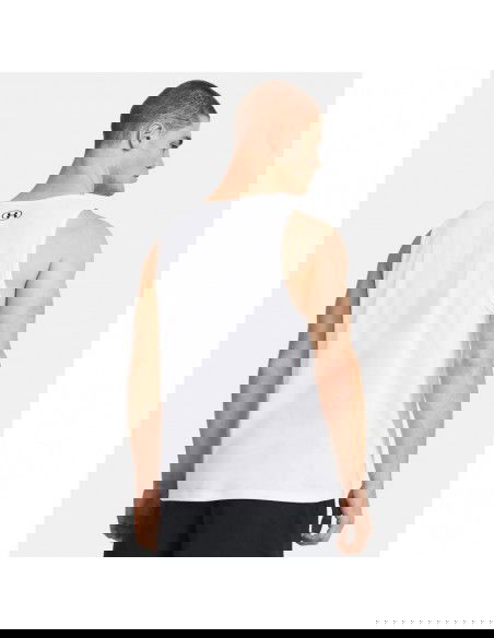 Under Armour T-shirt M 1382883-100